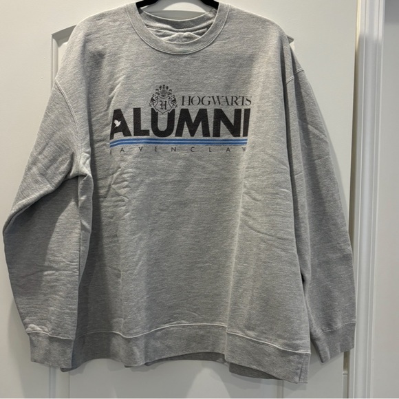 Tops - Hogwarts Ravenclaw Alumni Sweatshirt